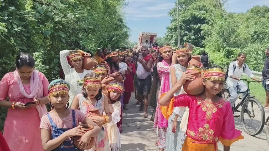 शाहपुर में नवाह महायज्ञ एवं श्रीमद्भागवत कथा का भव्य आयोजन, धार्मिक अनुष्ठान को लेकर श्रद्धालुओं में उत्साह