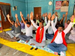 सेवा मेरा योगदान कार्यक्रम के तहत खानपुर दक्षिणी मंडल में योग एवं ध्यान सत्र का आयोजन