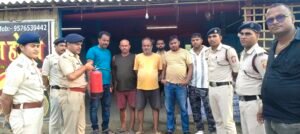 फैमिली लाइन होटल में अग्नि सुरक्षा को लेकर मॉक ड्रिल, लोगों को आग बुझाने के बताए गए तरीके
